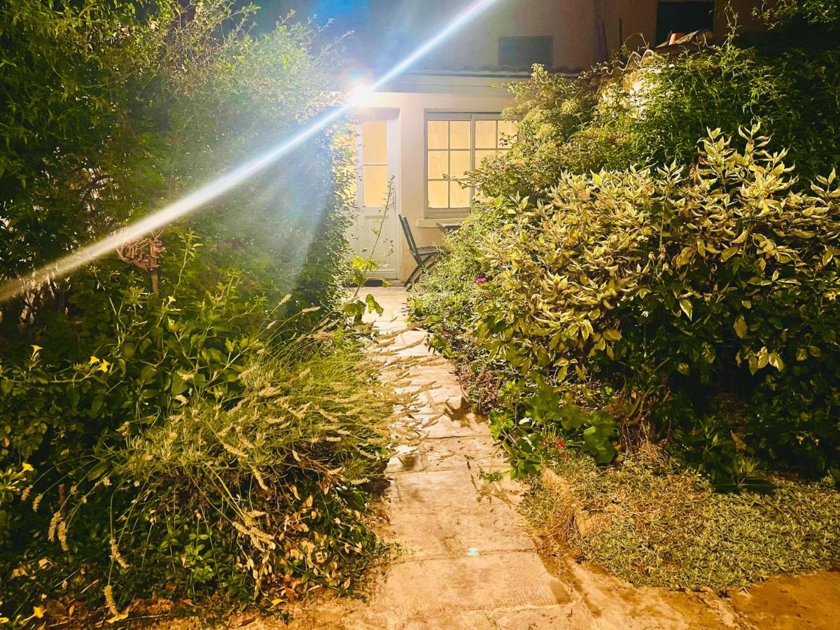 La Petite Maison Dans La Croix Rousse Lyon Exteriör bild
